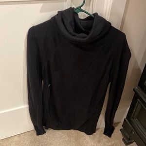 Lululemon sweater with thumb hole